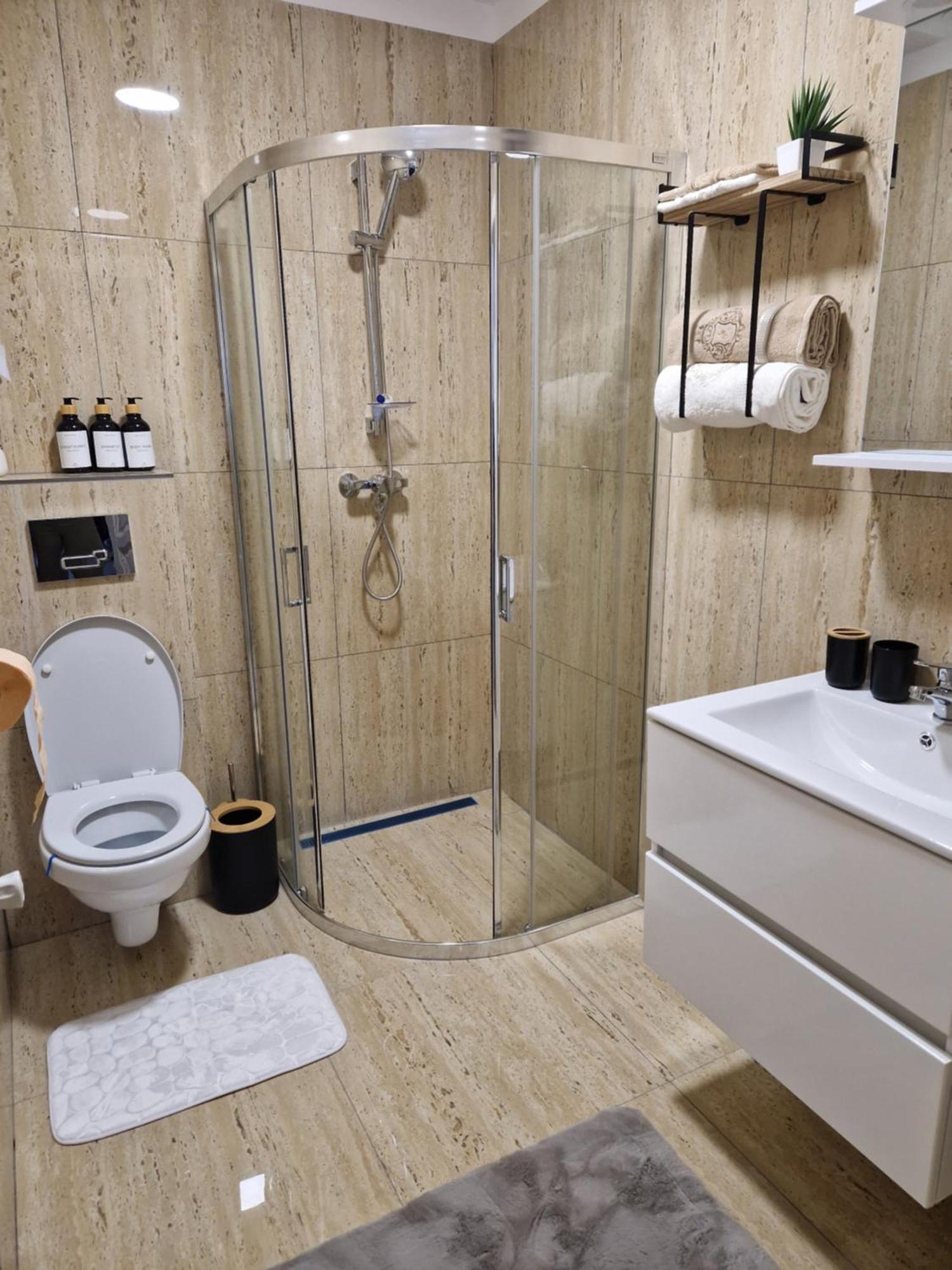 Craitelor Boutique Airport Apartment Otopeni Eksteriør billede